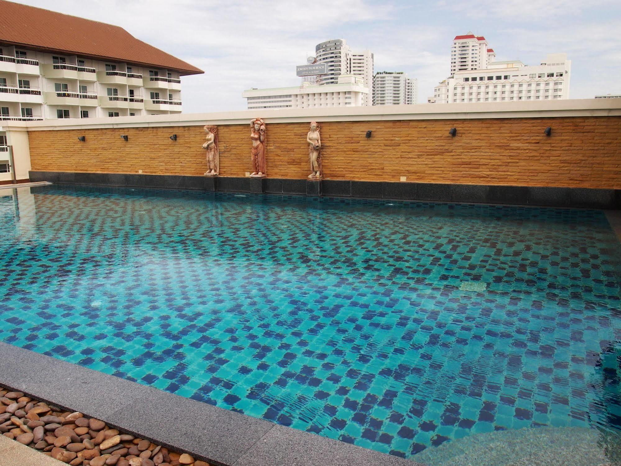 The Paradise Residence Condominum Jomtien Beach Exterior photo