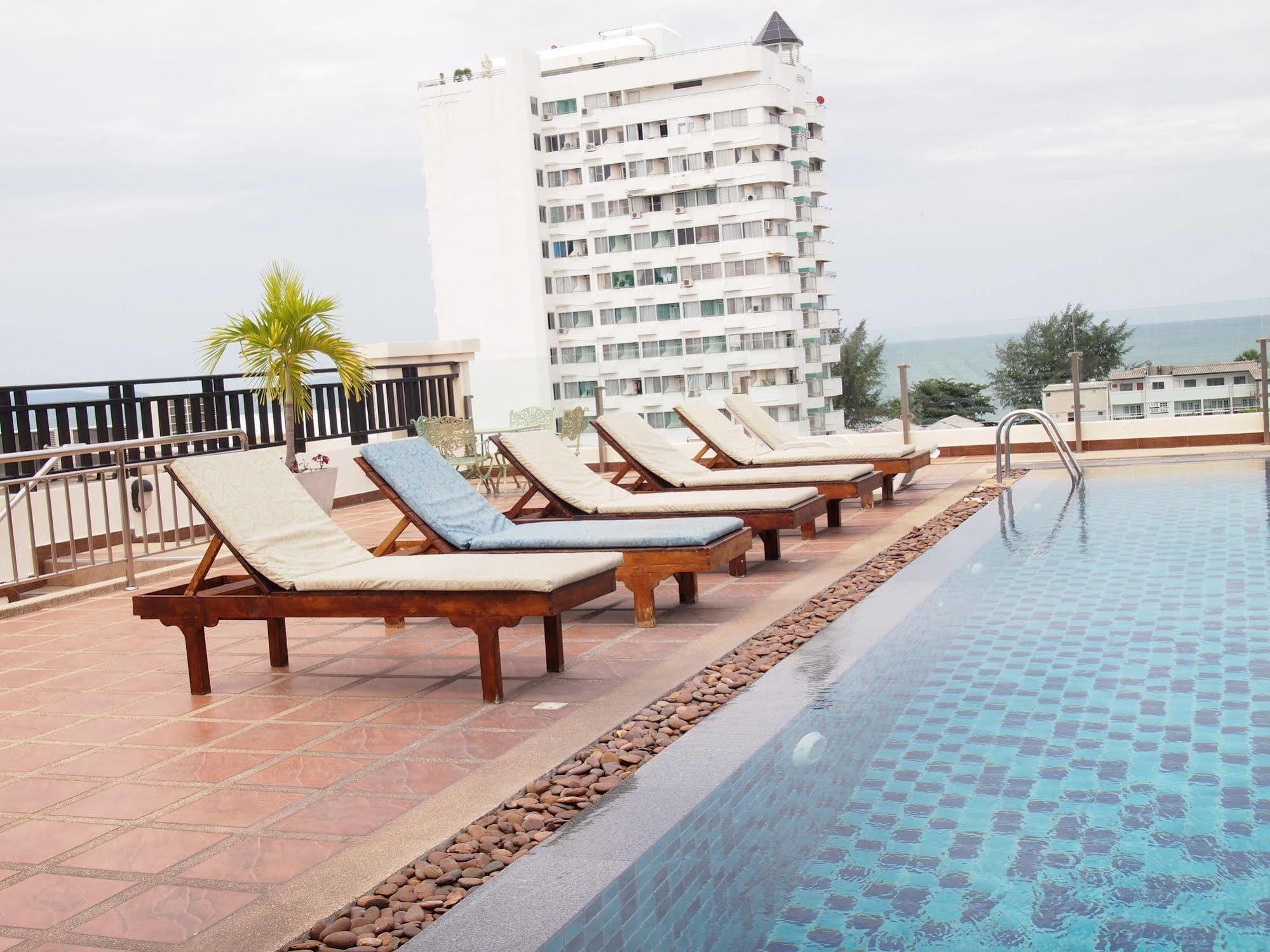 The Paradise Residence Condominum Jomtien Beach Exterior photo